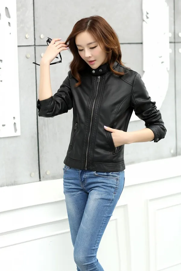 Модная женская мотоциклетная кожаная куртка короткая мягкая удобная