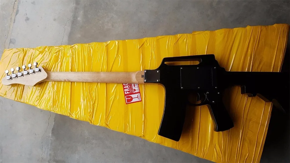 В наличии пистолет стиль электрогитара хорошее качество матовая готовая