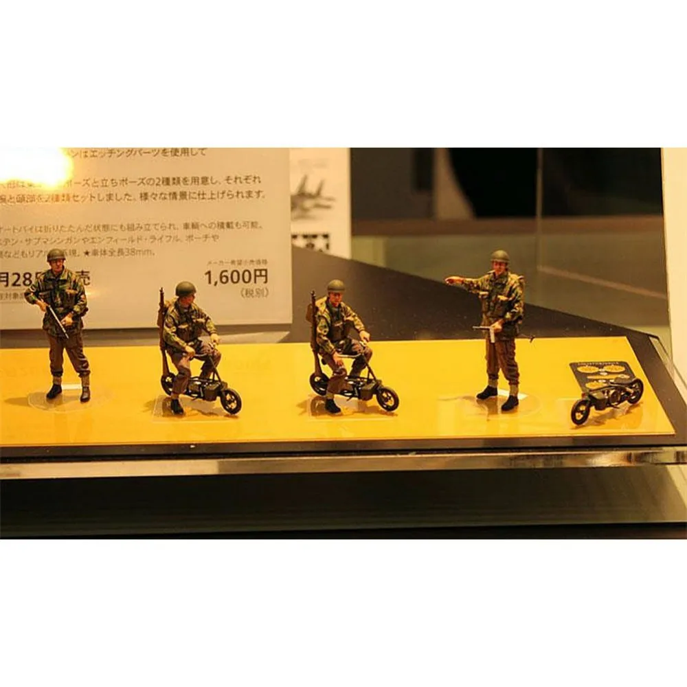 Tamiya 35337 1/35 комплект для сборки британских парашютников с маленькими мотоциклами