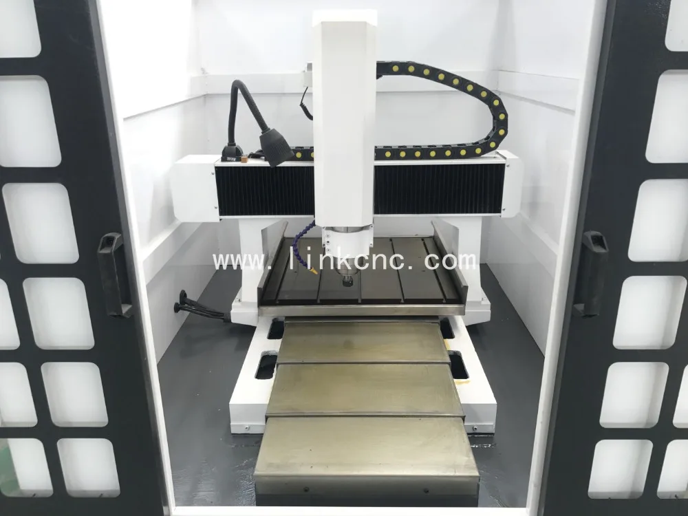 Большие возможности деревообработочный cnc фрезерный станок LXM6060 M2 для