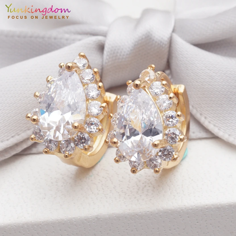 

Yunkingdom New 2019 Jewelry Circle Gold Crystal Earring Cubic Zirconia Small Hoop Earrings for Women 6 Styles