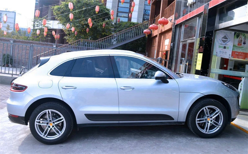 

Free shipping 100% Carbon Fiber exterior tuning side skirt door moulding trim kit for Porsche Macan car styling