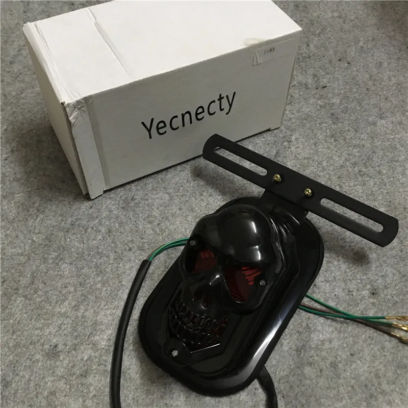 Yecnecty Универсальный мотоциклетный задний фонарь для Кафе Racer 12 В черный череп