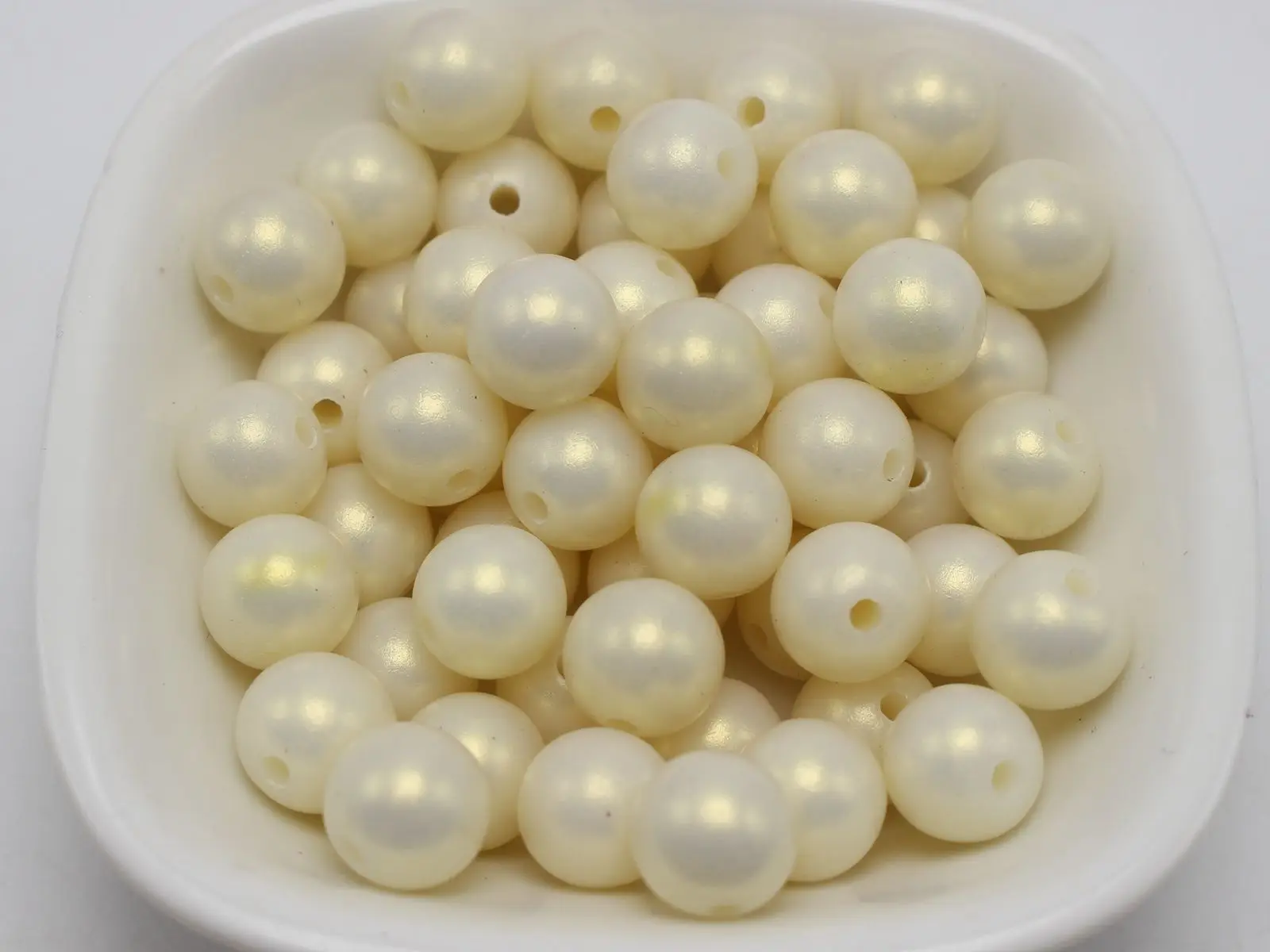 

200 Matte Ivory Acrylic Pearl Round Beads Imitation Pearl 8mm(0.31")