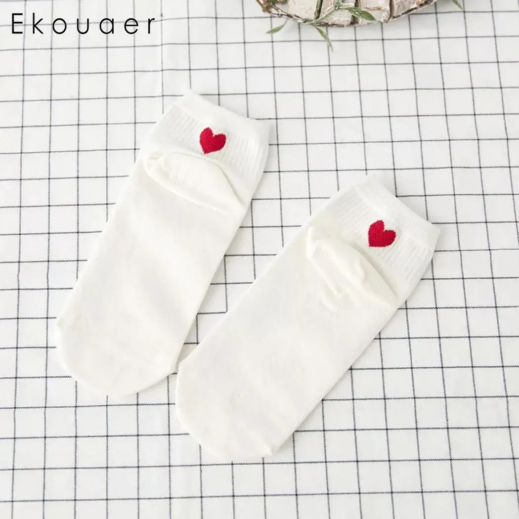 White Ekouaer/женские носки Harajuku, хлопковые короткие носки с принтом сердца, женские носки для девочек, удобные милые носки, нижнее белье - Цвет: White