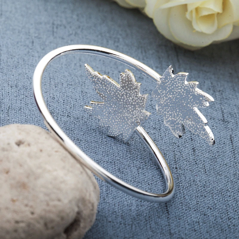 Silver Bracelets for Women Maple Leaf Wrist Cuff Bangles Bracelet Wristband Pulseira Femme Fashion Jewelry Accessories Gifts | Украшения и