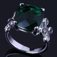 pretty square green cubic zirconia silver plated ring v0452