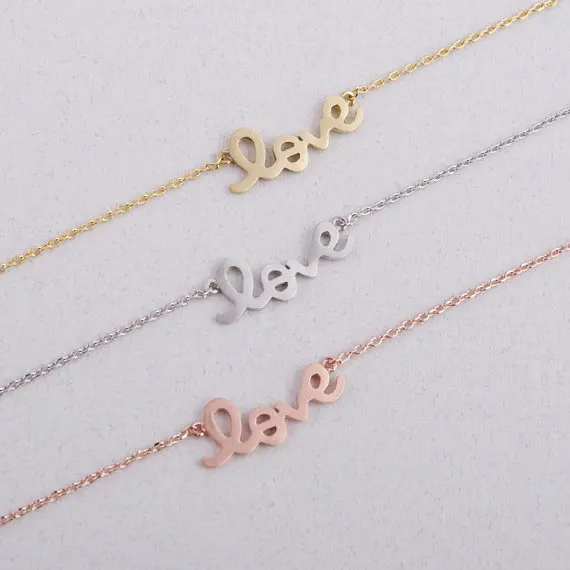 Женское ожерелье с подвеской Love | Украшения и аксессуары