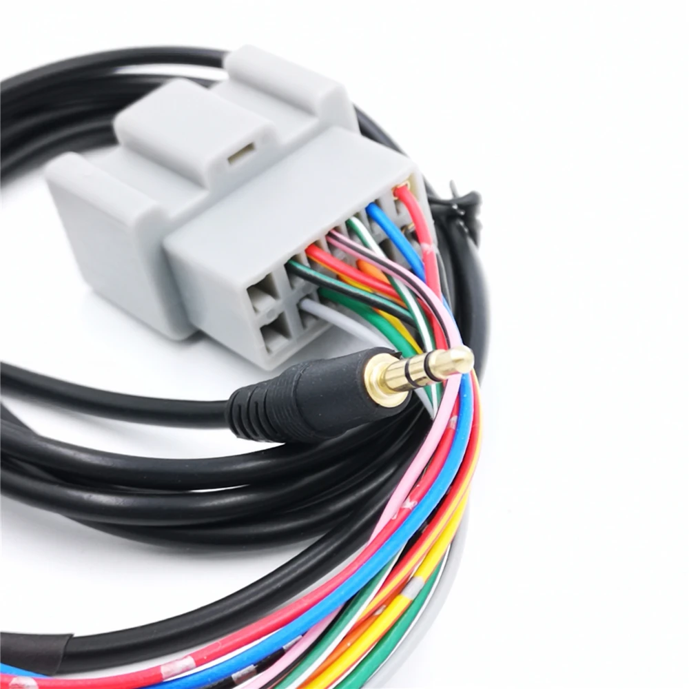 Адаптер звука для подключения музыки в автомобилях Volvo 30 40 50 60 70 80 90 C S V XC.