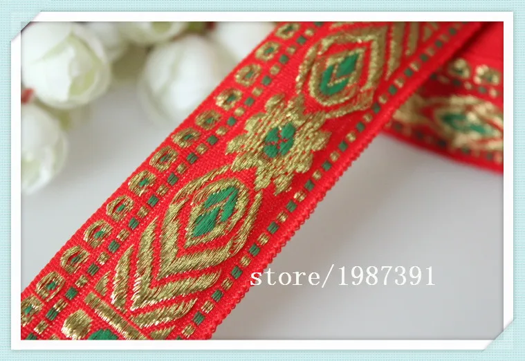 Жаккардовые тканевые ленты красный фон с золотыми цветами для аксессуаров