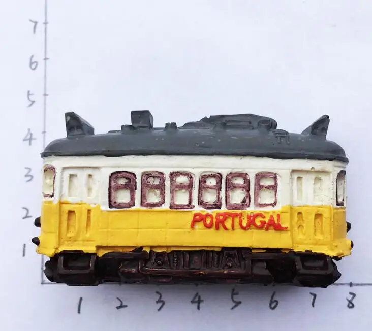 Креативные европейские Португалия Лиссабона знаковые трамвайные путешествия