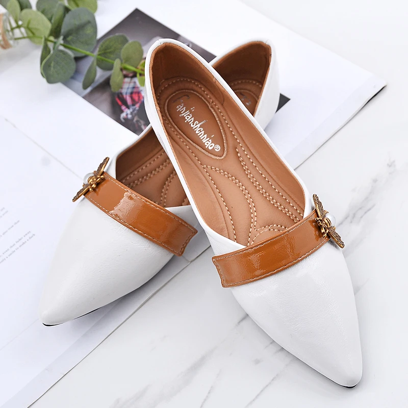 Новинка 2018 женская обувь модная черная белая с жемчугом металлическим