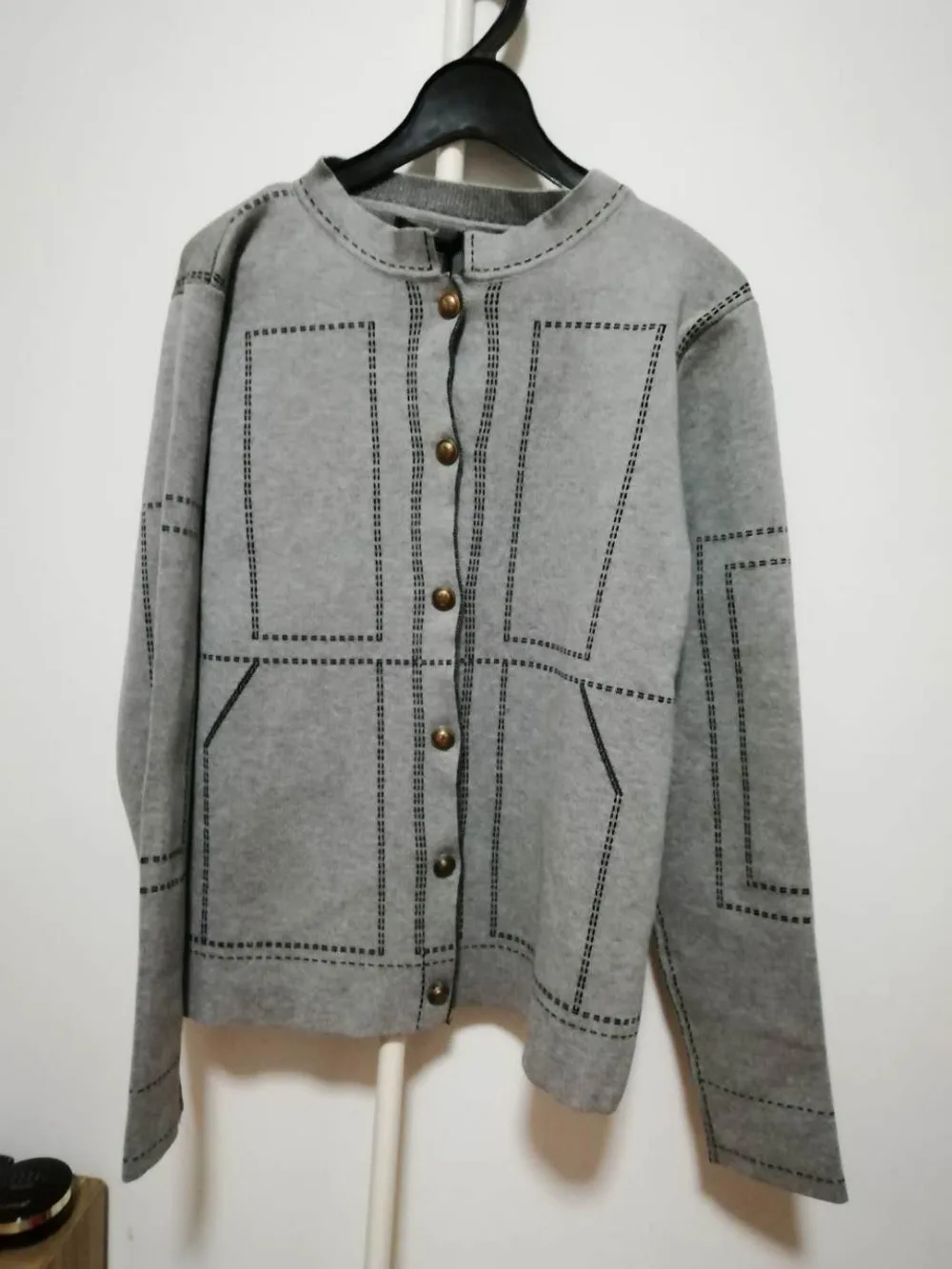 Официальный вязаный комплект одежды Сезон весна осень Женская вязаная пряжки