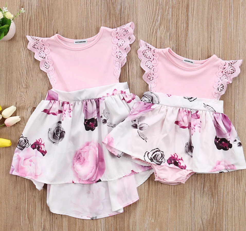 Милое семейное платье Одежда для маленьких девочек кружевное с цветочным