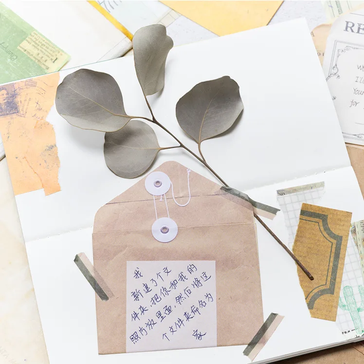 

12 Pcs/Set Retro Vintage Kraft Paper Envelopes Cartoon Envelope Korean Stationery Christmas Gift