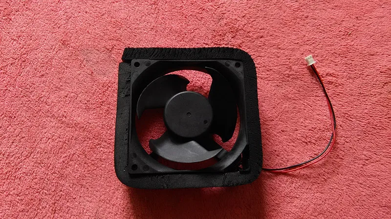 

Original NMB-MAT MODEL 3612JL-04W-S40 12V 0.3A 9cm cooling fan Refrigerator
