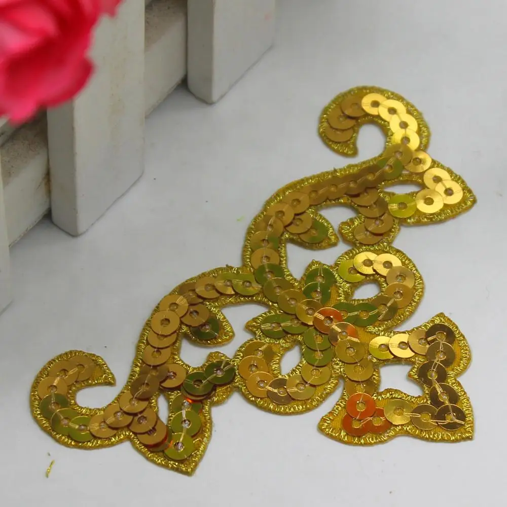 Gold YACKALASI 5 шт./лот с блестками и аппликацией маленький цветок Косплей Костюм планки золото и Серебристый Стальной патчи 9,5*5,5 см - Цвет: Gold