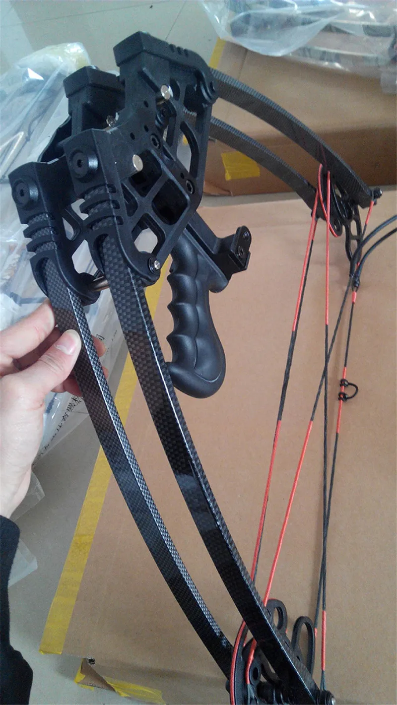 

50lbs Hunting Triangle Bow and Bag Quiver Right Hand Left Hand Diagonal Shoulder Composite Special Bag Thick Material and Sponge