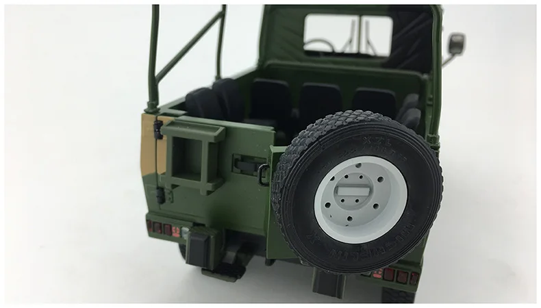 Мужская модель из сплава, 1:24, масштаб, Китай, Ивеко NJ2046, военные транспортные средства для беговых перевозок, литые под давлением, игрушки, модель, коллекция, украшение