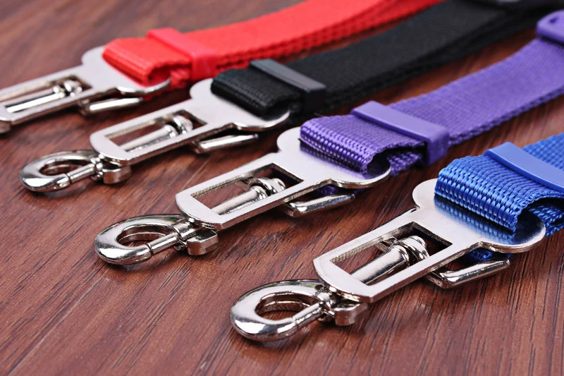 Ремень безопасности для кошки и собаки удобный регулируемый ремень поводок