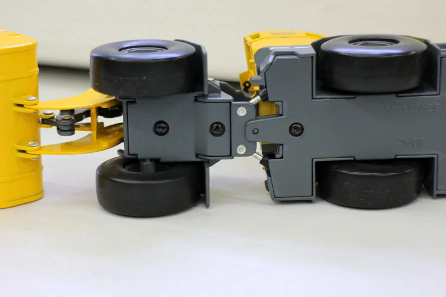 Автомодель Alloy 1:50 Atlas Copco Scooptram ST14 для загрузки туннелей - игрушка-миниатюра, выполненная из литьевого сплава, для коллекционирования и декорирования.