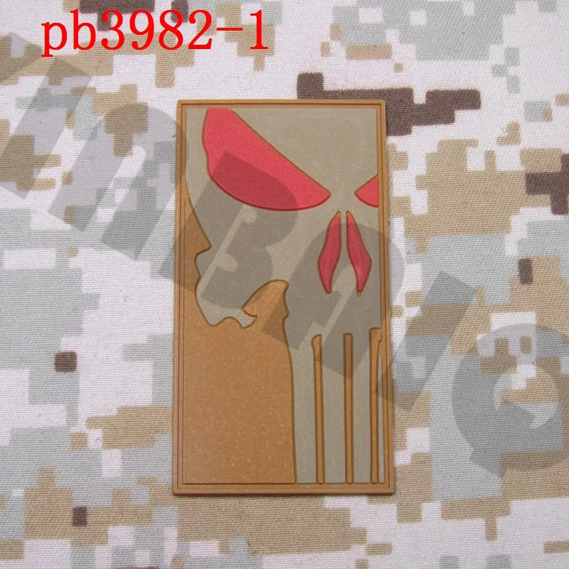 pb3982 Tan 3D ПВХ патч Череп патч боевой тактический военный - Цвет: pb3982 Tan