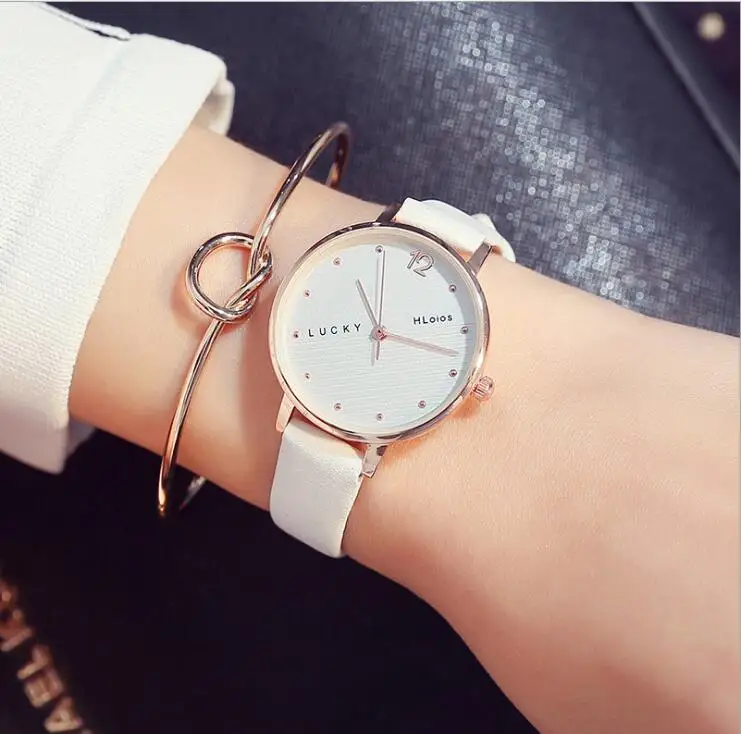 Кожаные водонепроницаемые часы женские синие Роскошные брендовые кварцевые