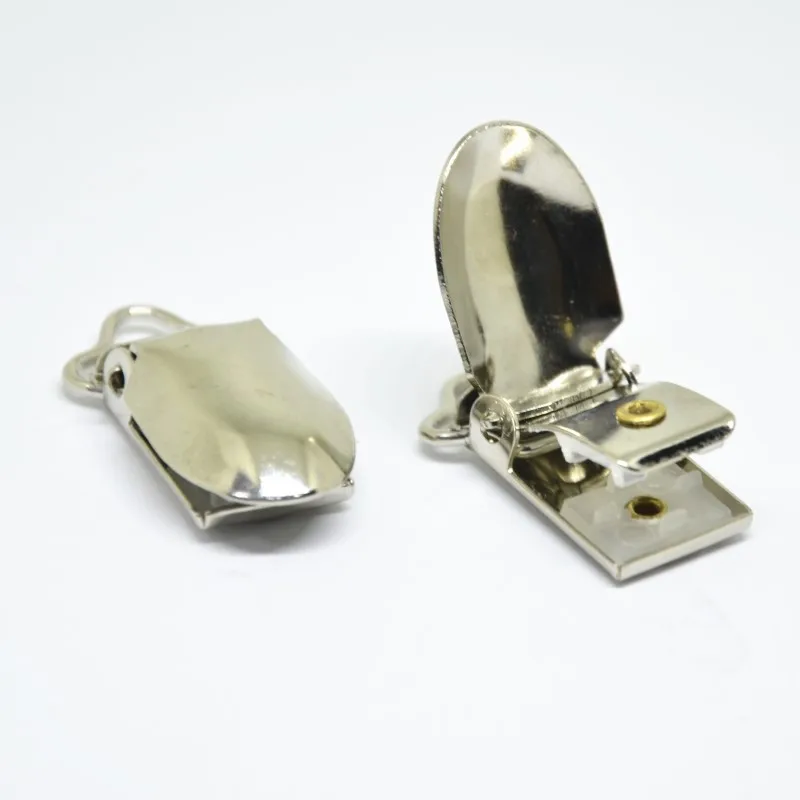 

Silver Metal Baby Dummy Pacifier Clips Holders Clasps Suspender Garment Accessories Plastic Insert 20pcs/lot