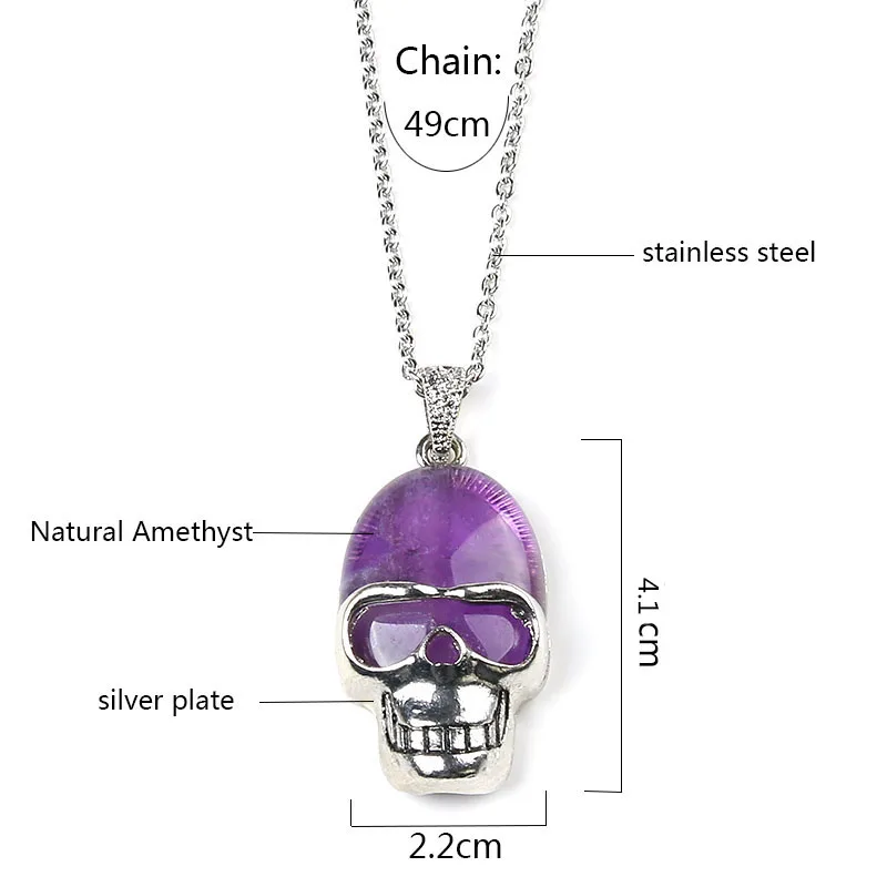 Женский кулон в виде головы черепа из натурального кварца с кристаллом |