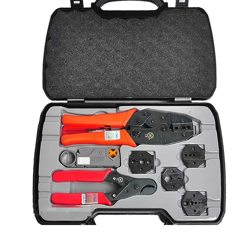 Обжимные плоскогубцы подключаются к комплектам инструментов осевой сжатия