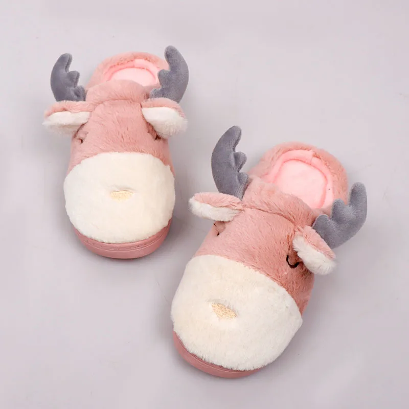 Женские зимние домашние тапочки с мультяшным котом Нескользящие теплые шлепанцы