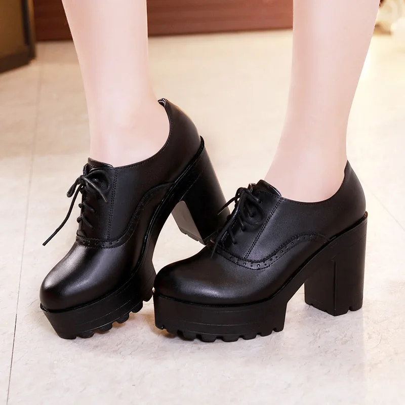 2018 сезон осень-зима черные бархатные туфли с глубоким носком на высоком толстом