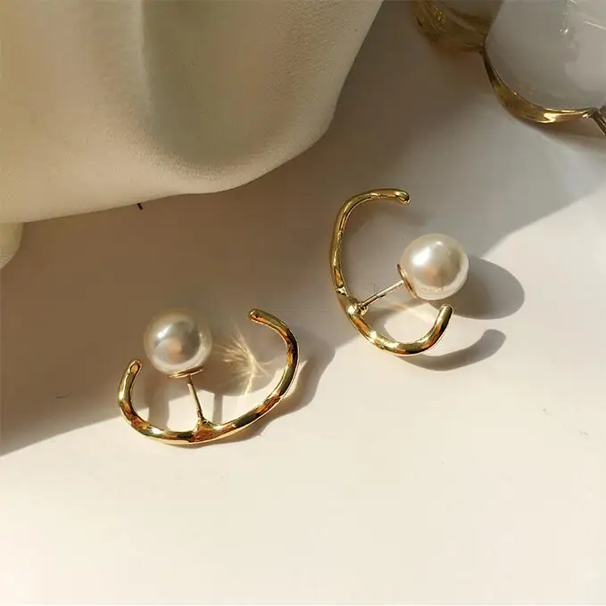 Серьги-гвоздики женские с искусственным жемчугом в форме крючка | Украшения и