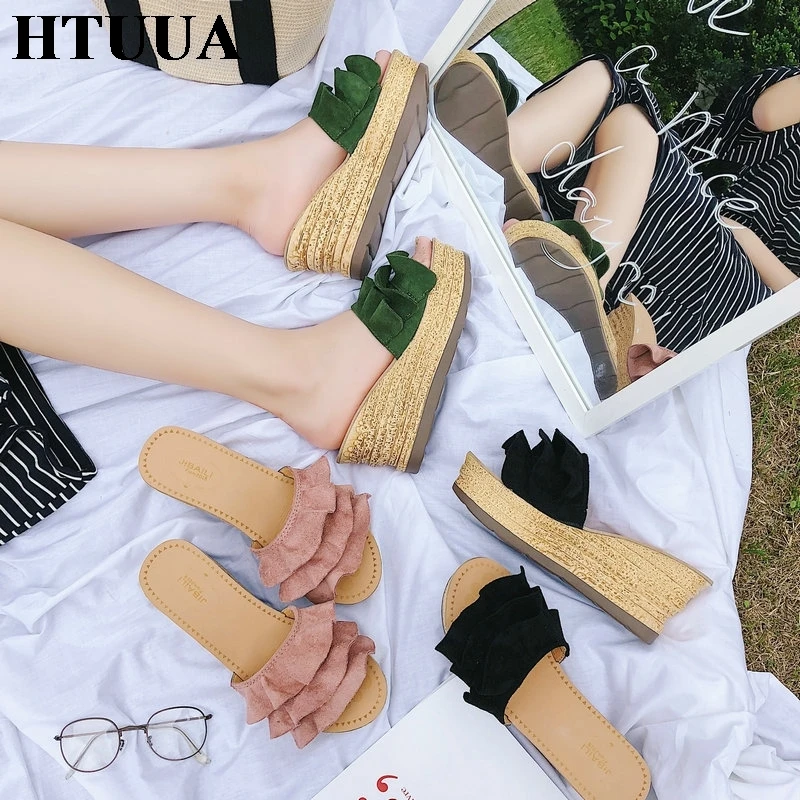 HTUUA/Новинка 2019 года Летние шлепанцы на танкетке с оборками женские платформе и