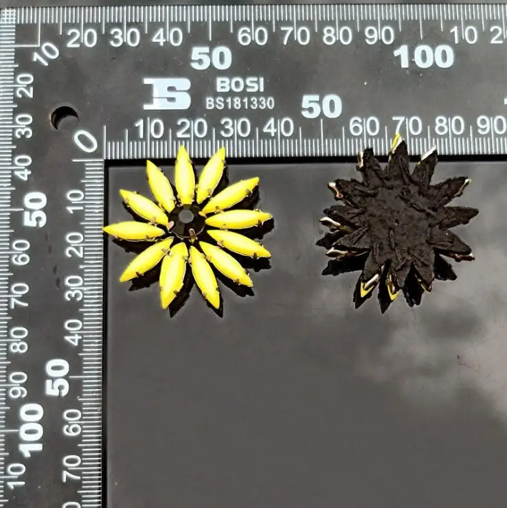 5 Pcs Rhinestone sun flower Beaded Patch for Clothing Sewing on Beading Applique Shirt Shoes Bags Apparel DIY Decoration Patches |