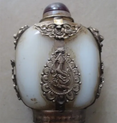 Металлические изделия м древний восточный ретро тибет нефрита бутылки табак |