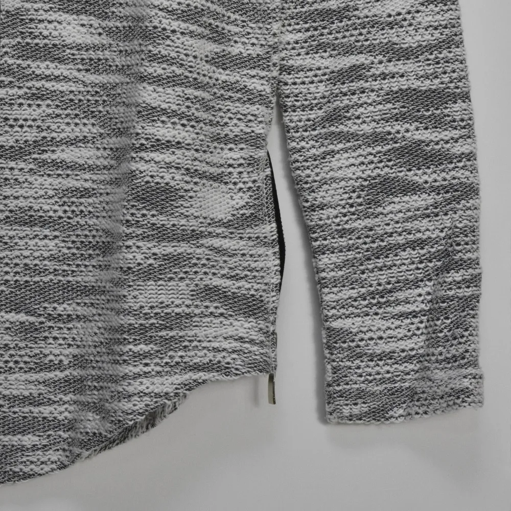 

2021 Spring Summer Fashion Men's Casual Long Tshirt Zipper Irregular O-Neck Striped Knitted Bodybuilding Long Sleeve T Shirt Top