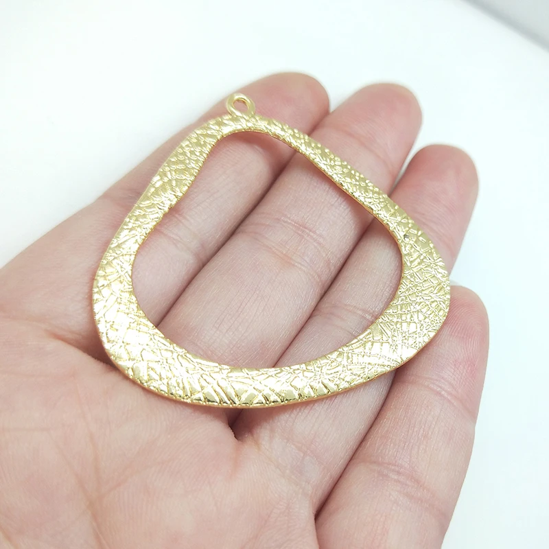 Рисунок 3 - Геометрическая форма в 4 стилях