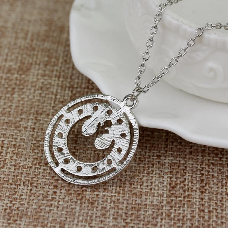 Ожерелье "Звездные войны" с логотипом Rebel Alliance, серебристое ожерелье с подвеской для женщин и мужчин, модное ювелирное изделие Millen Falcon