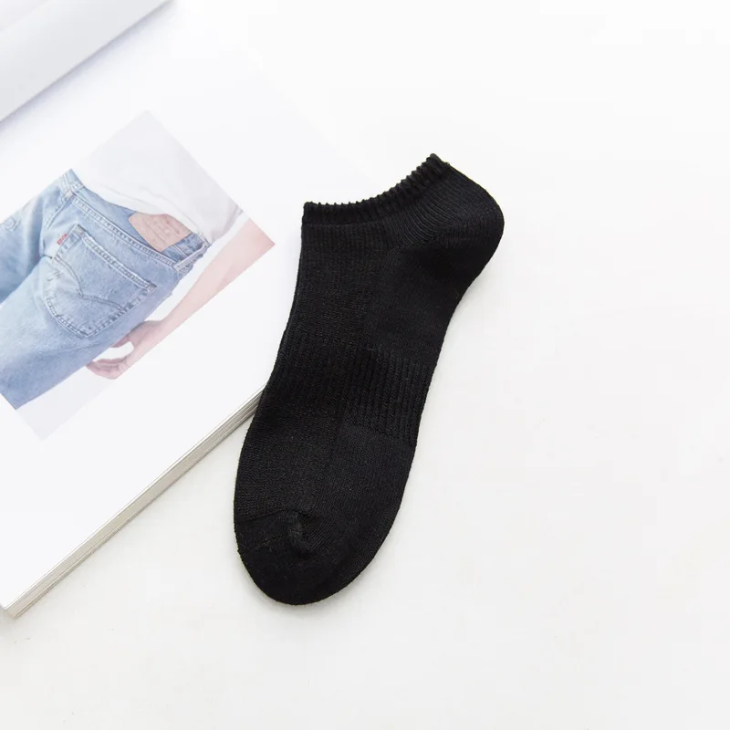 

Summer thin color men's cotton short tube low socks Deodorant and sweat-absorbent men socks