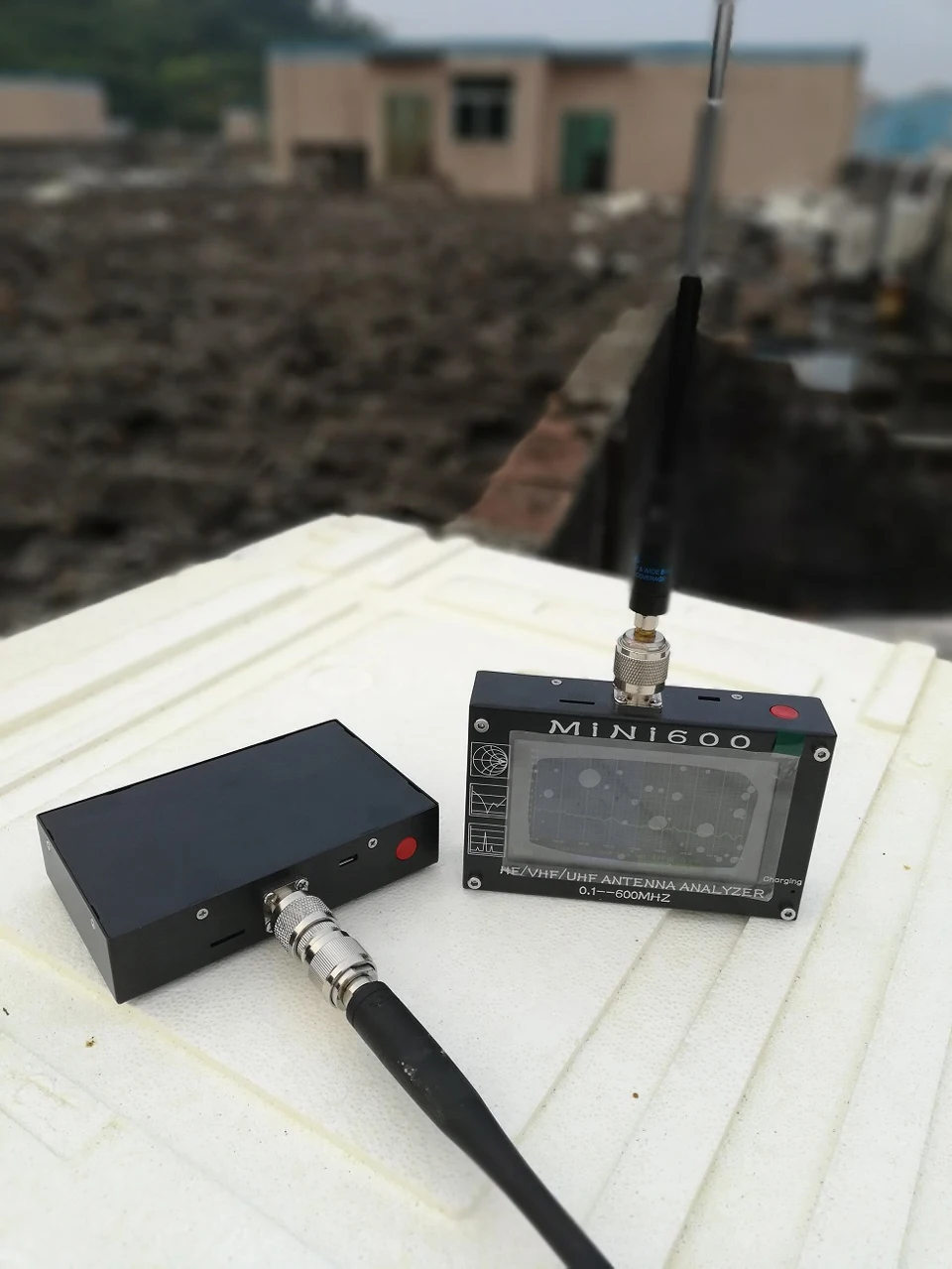 Lusya 4,3 дюймов ЖК-дисплей Mini600 HF антенна УКВ, СКВ анализатор 0,1-600 МГц КСВ метр 1,0-1999 5 В/1.5A для радио C6-007