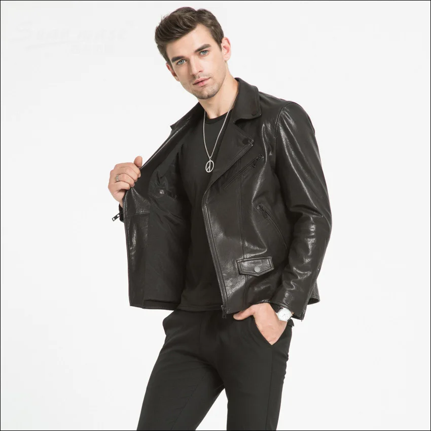 Мужская кожаная куртка с коротким рукавом May выглядит осенью/зимой 2019 | одежда