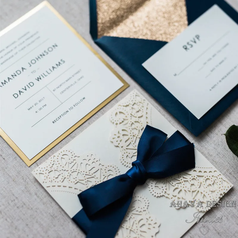 Роскошный Жемчужный белый лазерный разрез свадебные приглашения с темно-синей