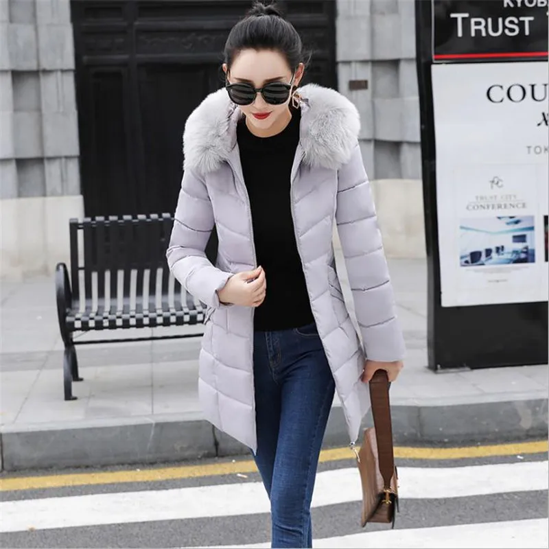 Длинная теплая утолщенная женская зимняя куртка 2019 с меховым воротником и