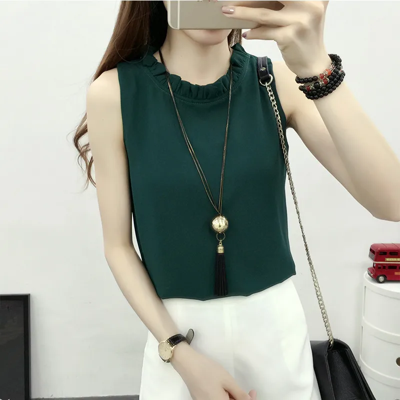 Женская шифоновая блузка без рукавов однотонная с оборками и круглым вырезом 6