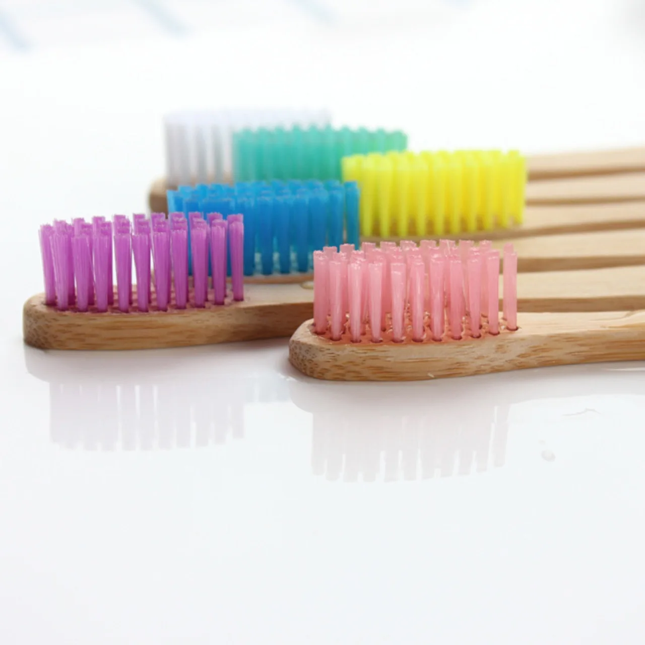 Зубная щетка из натурального бамбука мягкая щетина зубная маленькая для гигиены