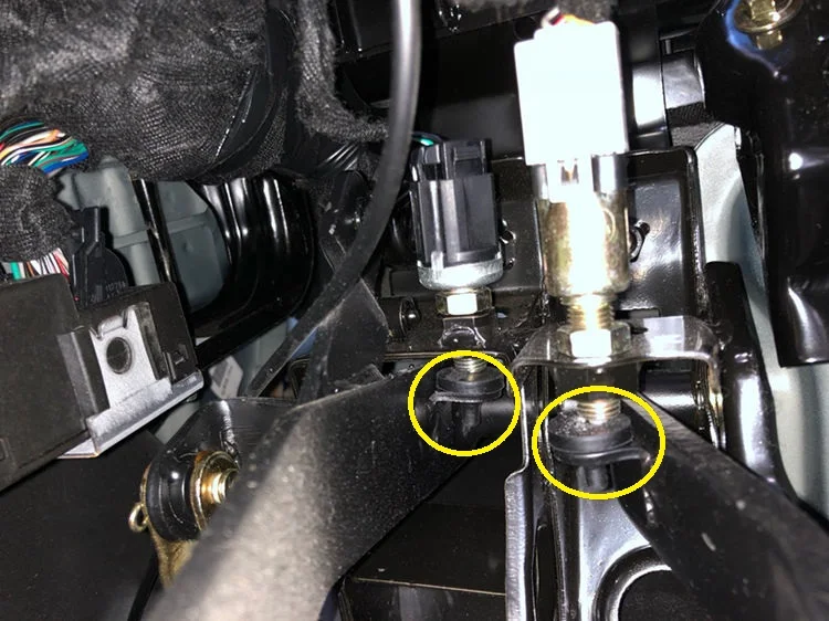 Для Geely Emgrand 7 EC7 EC715 EC718 Emgrand7 E7, Emgrand7-RV EC7-RV EC715-RV EC718-RV EC-HB HB, станок для автомобильных тормозных сцепления переключатель буфера
