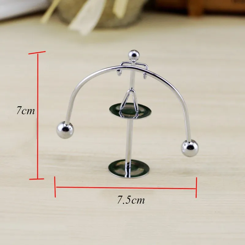 Small one foot Забавный креативный баланс Маленький Железный человек игрушка индивидуальность Новинка не падает баланс Железный человек игрушка декомпрессия для друзей подарок - Цвет: Small one foot