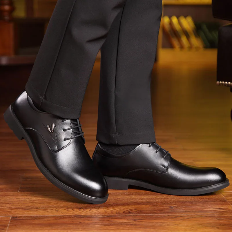 Мужские свадебные туфли кожаные деловые мужские модельные с острым носком