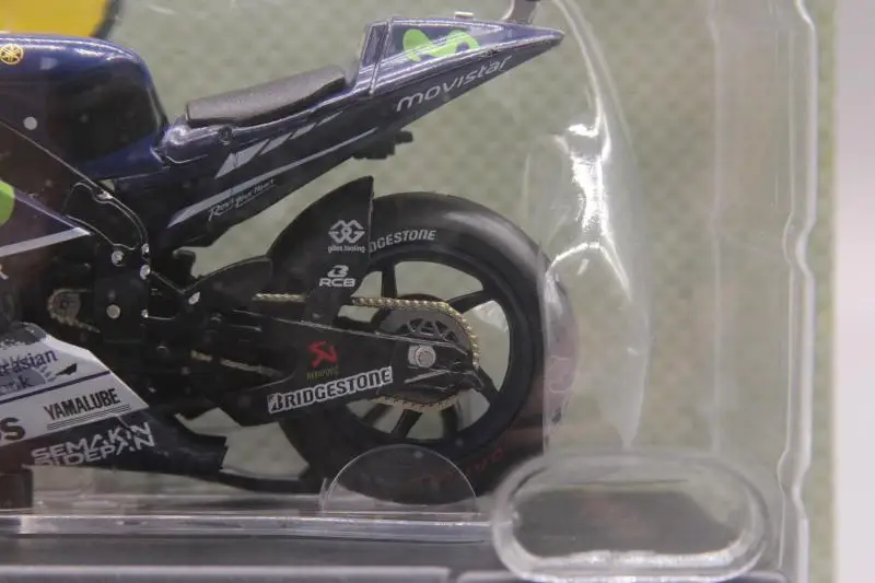 Leo 1:18 Yamaha YZR-M1 мотоцикл сплав модель автомобиля литье под давлением металлические игрушки подарок на день рождения для детей мальчиков